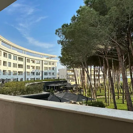 Eme - Kompleksi Lura 2 Gjiri I Lalzit Appartamento