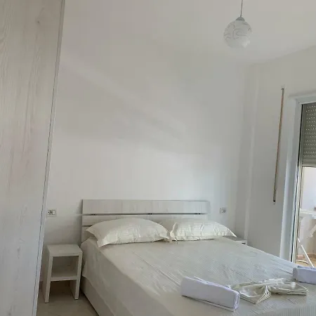 Eme - Kompleksi Lura 2 Gjiri I Lalzit Дуррес