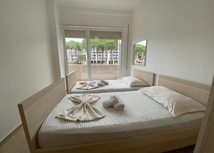 Eme - Kompleksi Lura 2 Gjiri I Lalzit * Durrës