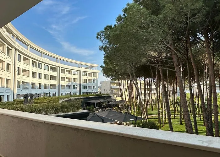 Eme - Kompleksi Lura 2 Gjiri I Lalzit Appartamento