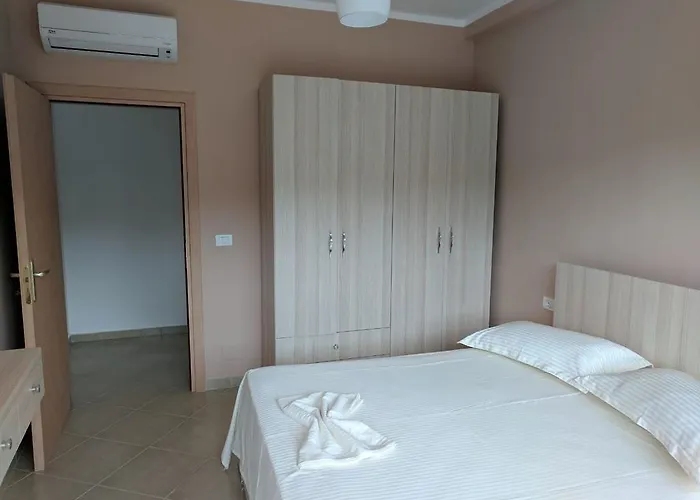 Eme - Kompleksi Lura 2 Gjiri I Lalzit