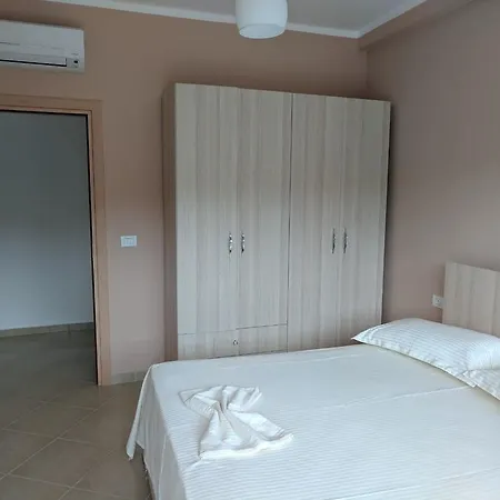 Eme - Kompleksi Lura 2 Gjiri I Lalzit