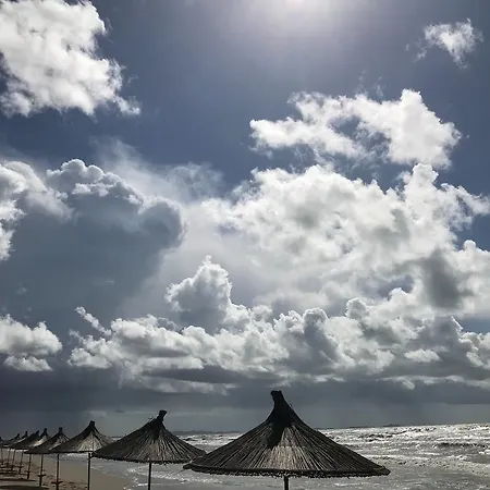 Eme - Kompleksi Lura 2 Gjiri I Lalzit Durres