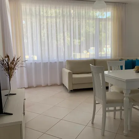 Eme - Kompleksi Lura 2 Gjiri I Lalzit Apartment