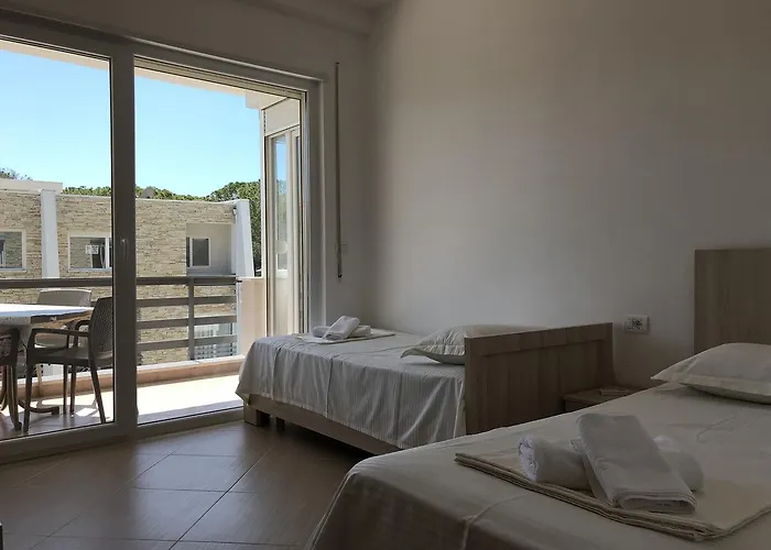 Eme - Kompleksi Lura 2 Gjiri I Lalzit *